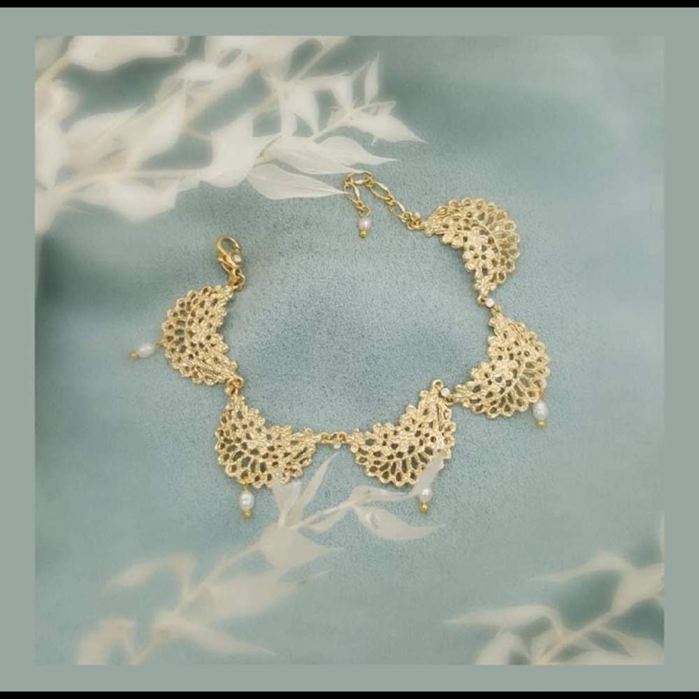 Handmade lace design bracelet NEW